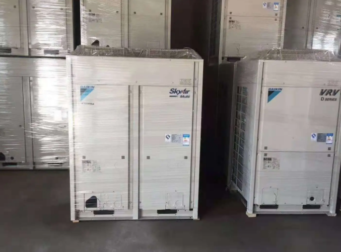 成都專業(yè)回收二手空調(diào)，柜掛機，風管機，學(xué)校中央空調(diào)